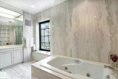133 E 64th Street #PHS, New York, NY 10021 - Photo 15