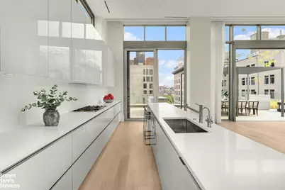 601 Washington Street #PHE, New York City, NY 10014 - Photo 11