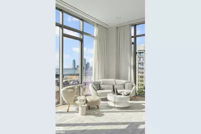 601 Washington Street #PHE, New York City, NY 10014 - Photo 5