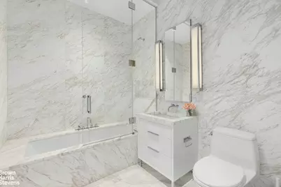 601 Washington Street #PHE, New York City, NY 10014 - Photo 23