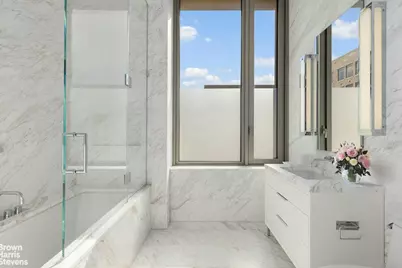 601 Washington Street #PHE, New York City, NY 10014 - Photo 17