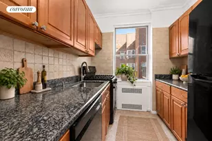 920 E 17th St, Brooklyn, NY 11230 - Photo 3