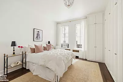 180 W 58th Street #5A, New York, NY 10019 - Photo 9