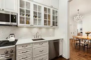 180 W 58th St, New York, NY 10019 - Photo 5