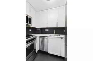 200 E 27th St, New York City, NY 10016 - Photo 3