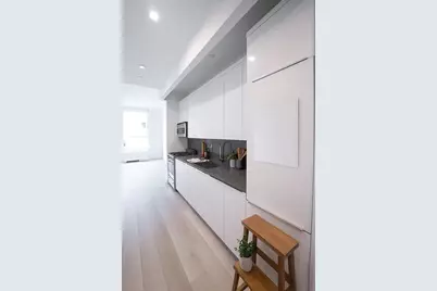 180 Water Street #2605, New York City, NY 10038 - Photo 3