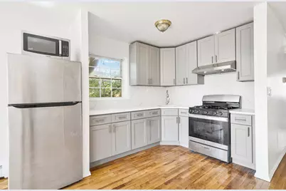 1 Monroe Street #3, New York City, NY 11238 - Photo 3