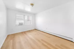 1 Monroe St, New York City, NY 11238 - Photo 9