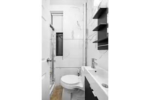 212 E 84th St, New York City, NY 10028 - Photo 7