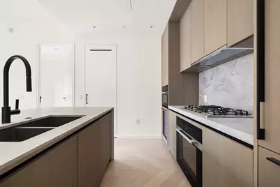 64 University Place #6C, New York City, NY 10003 - Photo 5