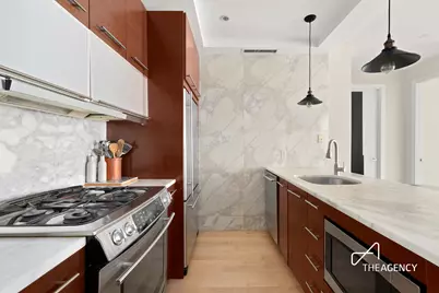 200 16th Street #2I, Brooklyn, NY 11215 - Photo 3
