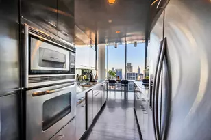 641 5th Ave, New York, NY 10022 - Photo 7