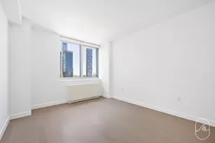 561 10th Ave, New York City, NY 10036 - Photo 5
