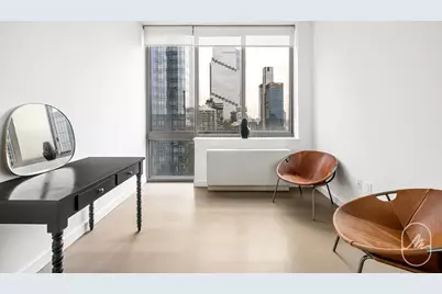 561 10th Avenue #34J, New York City, NY 10036 - Photo 7