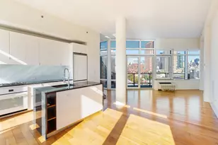 10-17 Jackson Ave, New York City, NY 11101 - Photo 5