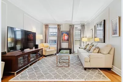 25 W 64th Street #4-A, New York City, NY 10023 - Photo 1