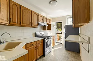 324 Weirfield St, New York City, NY 11237 - Photo 13