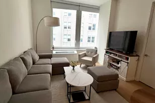 180 Water St, New York City, NY 10038 - Photo 1