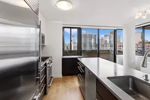 275 W 96th St, New York, NY 10025 - Photo 3