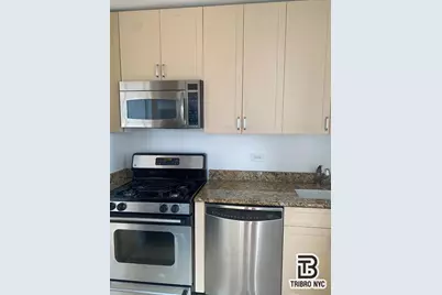 235 W 48th Street #3H, New York, NY 10036 - Photo 7