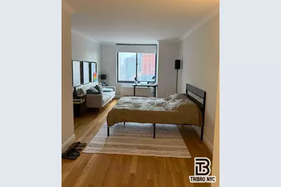 235 W 48th Street #3H, New York, NY 10036 - Photo 1
