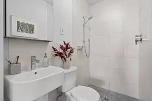 243 8th St, Brooklyn, NY 11215 - Photo 7