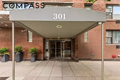 301 E 62nd Street #2B, New York City, NY 10065 - Photo 13