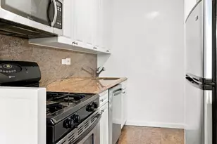 170 West End Ave, New York, NY 10023 - Photo 11