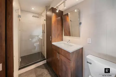 320 E 42nd Street #1918, New York City, NY 10017 - Photo 9