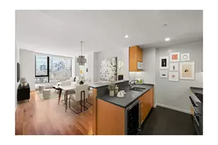 255 Hudson St, New York, NY 10013 - Photo 1