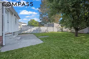 241 Simonson Ave, New York, NY 10303 - Photo 17