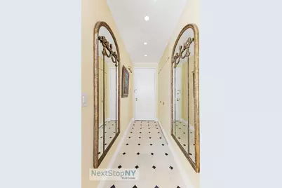 188 E 64th Street #1702, New York, NY 10065 - Photo 5