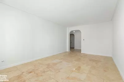 110-31 73rd Road #6K, Forest Hills, NY 11375 - Photo 5