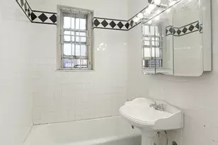 110-31 73rd Rd, Forest Hills, NY 11375 - Photo 17