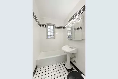 110-31 73rd Road #6K, Forest Hills, NY 11375 - Photo 17