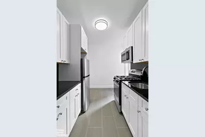 110-31 73rd Road #4D, Forest Hills, NY 11375 - Photo 9