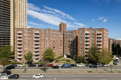 110-31 73rd Road #4D, Forest Hills, NY 11375 - Photo 5