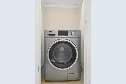 321 E 48th Street #14A, New York, NY 10017 - Photo 3