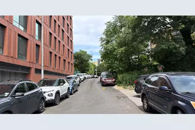 72 Clove Road #76, Brooklyn, NY 11225 - Photo 3