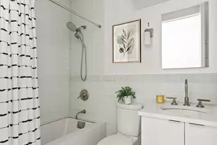 219 St Johns Pl, New York City, NY 11217 - Photo 9