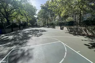 185 W End Ave, New York City, NY 10023 - Photo 15