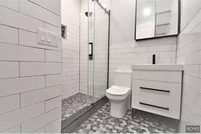 135 E 46th Street #3, Brooklyn, NY 11203 - Photo 9