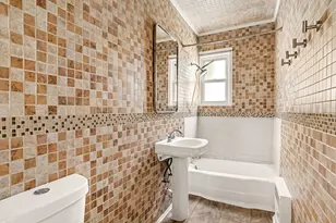 681 E 4th St, New York City, NY 11218 - Photo 13
