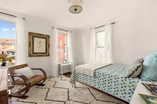 681 E 4th St, New York City, NY 11218 - Photo 11