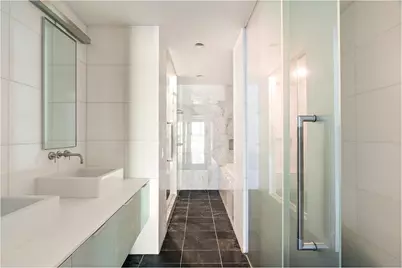333 W 14th Street #4, New York, NY 10014 - Photo 17
