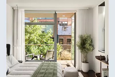 333 W 14th Street #4, New York, NY 10014 - Photo 13