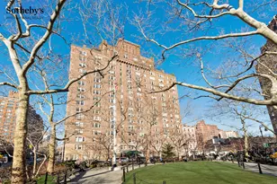 299 W 12th St, New York, NY 10014 - Photo 11