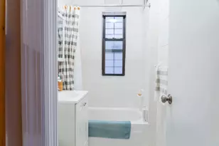 401 W 47th St, New York, NY 10036 - Photo 7