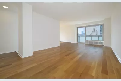 300 E 40th Street #26-R, New York City, NY 10016 - Photo 5