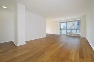 300 E 40th St, New York City, NY 10016 - Photo 5